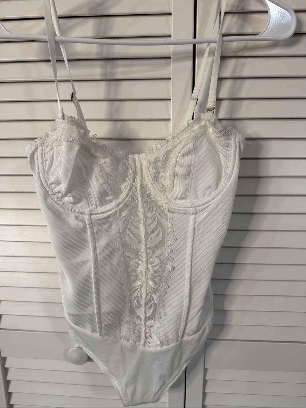 Free People White Lace Bodysuit Size XS
